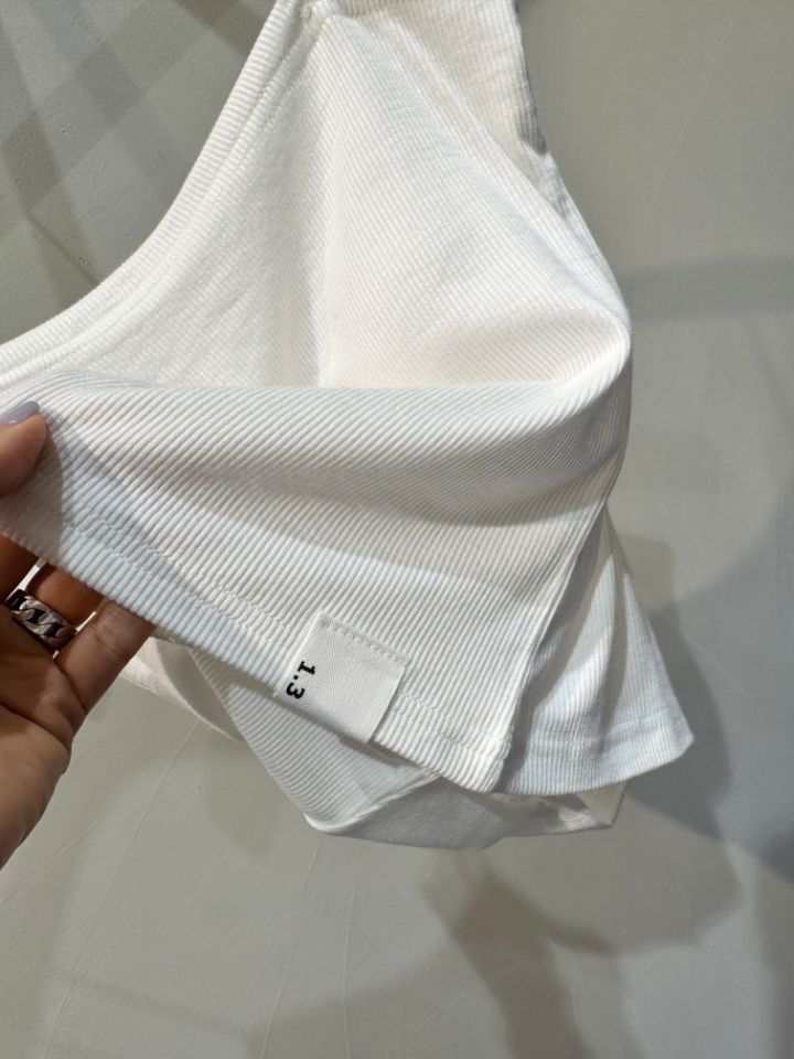 1.3韓國直郵女裝新品人氣熱賣職業休閑時尚推薦吊帶背心1.3吊帶/背心