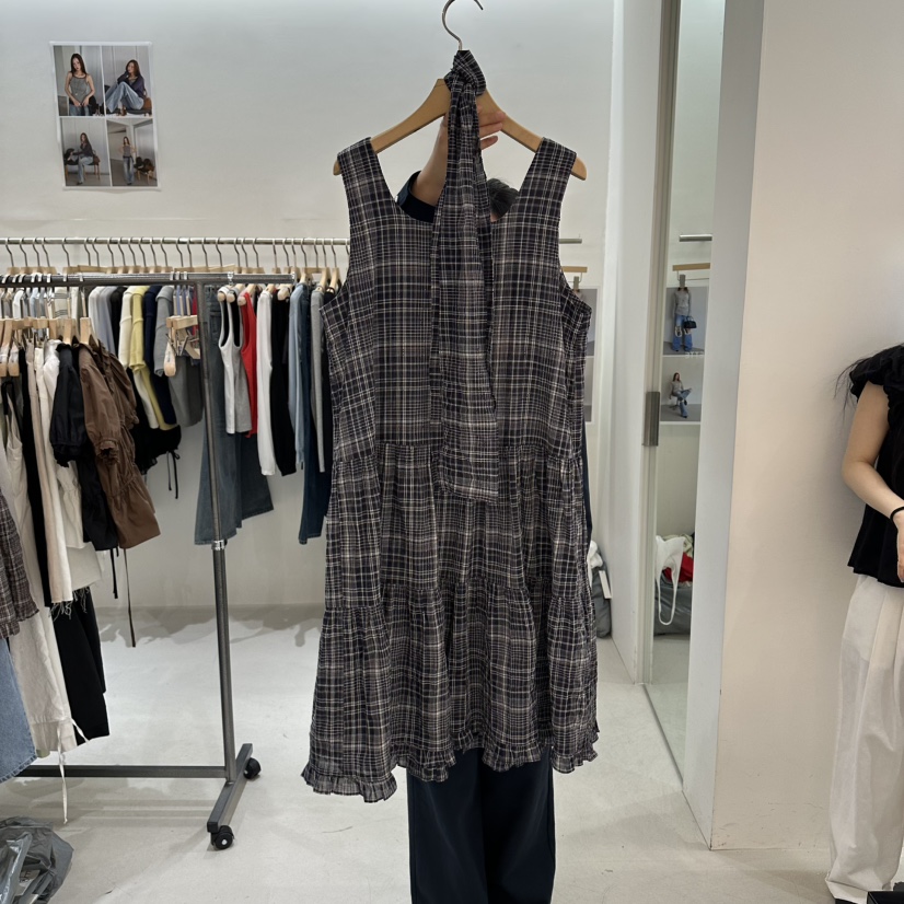 BAGUETTE-P韓國代購女裝新品推薦26春夏連衣裙不含內搭含脖帶BAGUETTE-P連衣裙