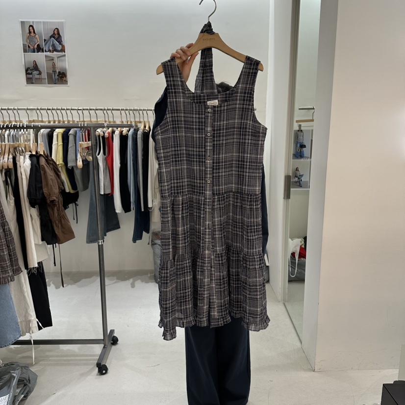 BAGUETTE-P韓國代購女裝新品推薦26春夏連衣裙不含內搭含脖帶BAGUETTE-P連衣裙圖色2深藍色