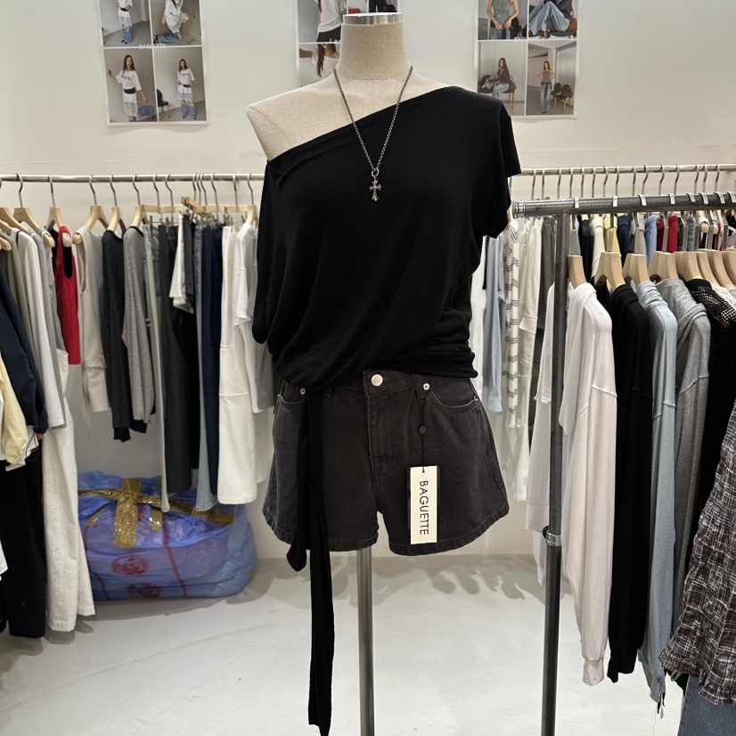 BAGUETTE-P韓國東大門代購女士新品時尚休閑吊帶背心露肩BAGUETTE-P吊帶/背心圖色2