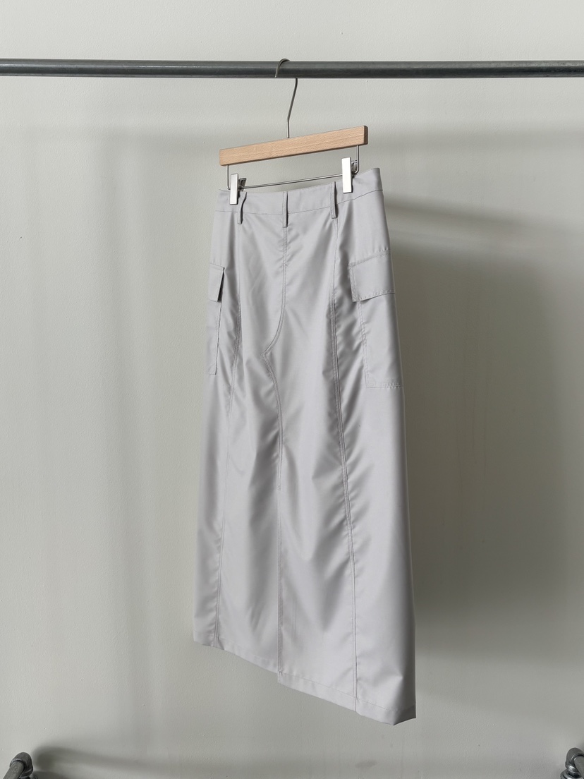 AND THE韓國直郵實拍女裝新品推薦熱賣26春夏人氣休閑長裙AND THE長裙