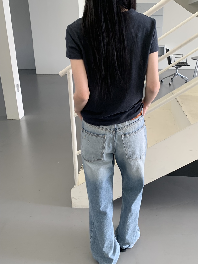 AND THE韓國東大門直郵女士新款時尚職業推薦人氣T恤亞麻AND THET恤