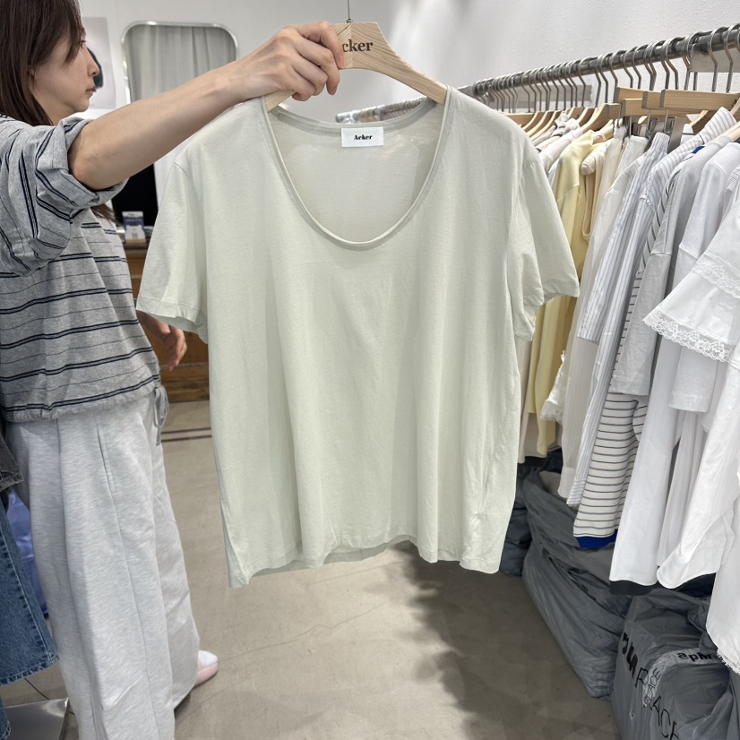 ACKER韓國東大門直郵女士新款熱賣職業26春夏人氣時尚T恤ACKERT恤圖色2