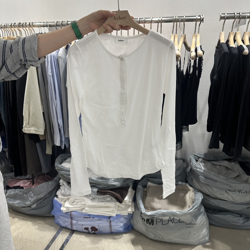 ACKER韓國東大門直郵女士新款熱賣人氣長袖T恤不含內搭紐扣ACKER長袖T恤圖色3