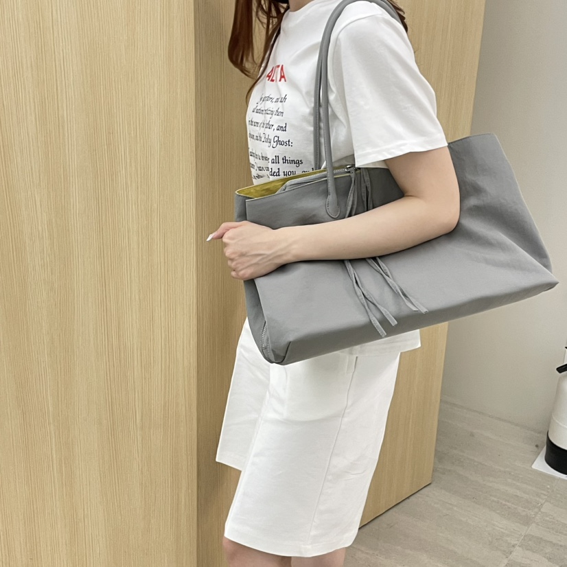 J PLACE韓國東大門代購女裝新品人氣職業熱賣單肩斜跨包J PLACE單肩/斜跨包