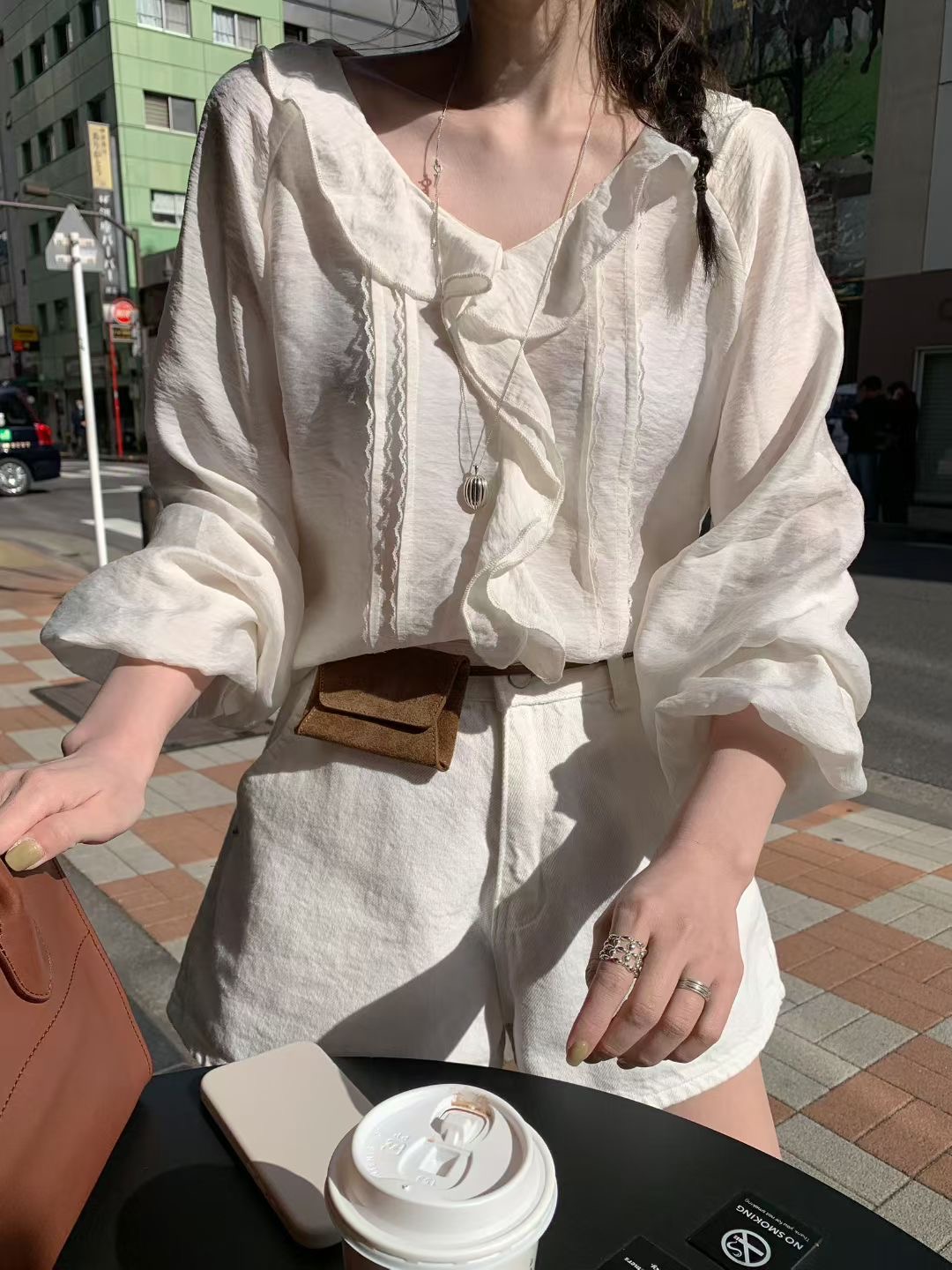 MELLOUNGE-멜라운지-T韓國東大門直郵女裝新款時尚襯衫蕾絲衫MELLOUNGE-2件起襯衫/蕾絲衫