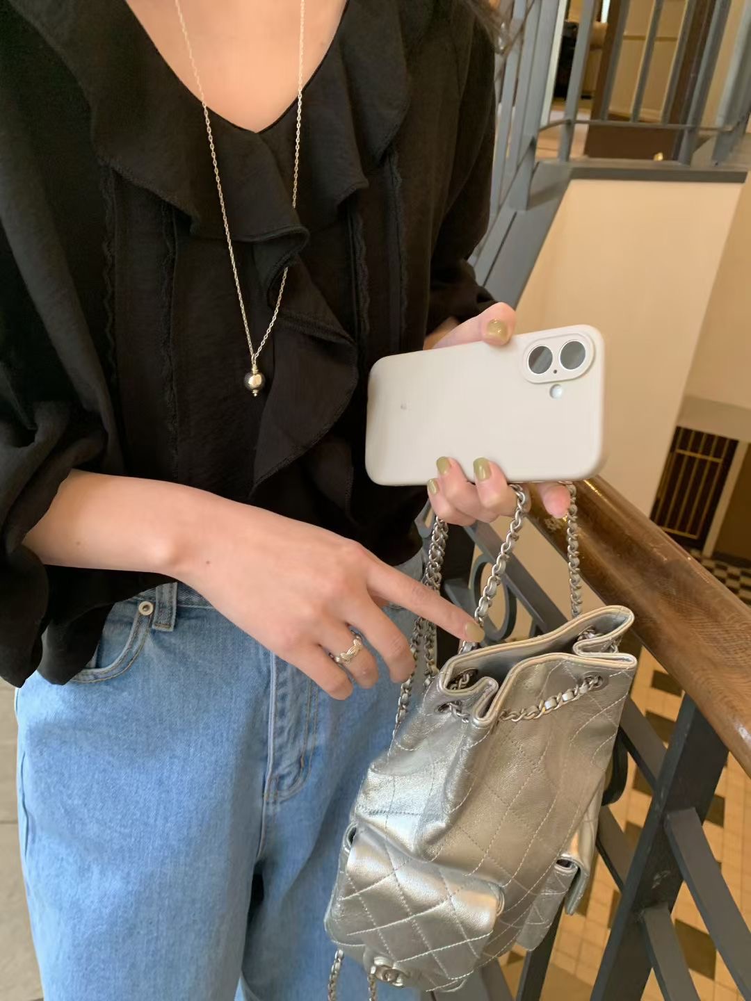 MELLOUNGE-멜라운지-T韓國東大門直郵女裝新款時尚襯衫蕾絲衫MELLOUNGE-2件起襯衫/蕾絲衫