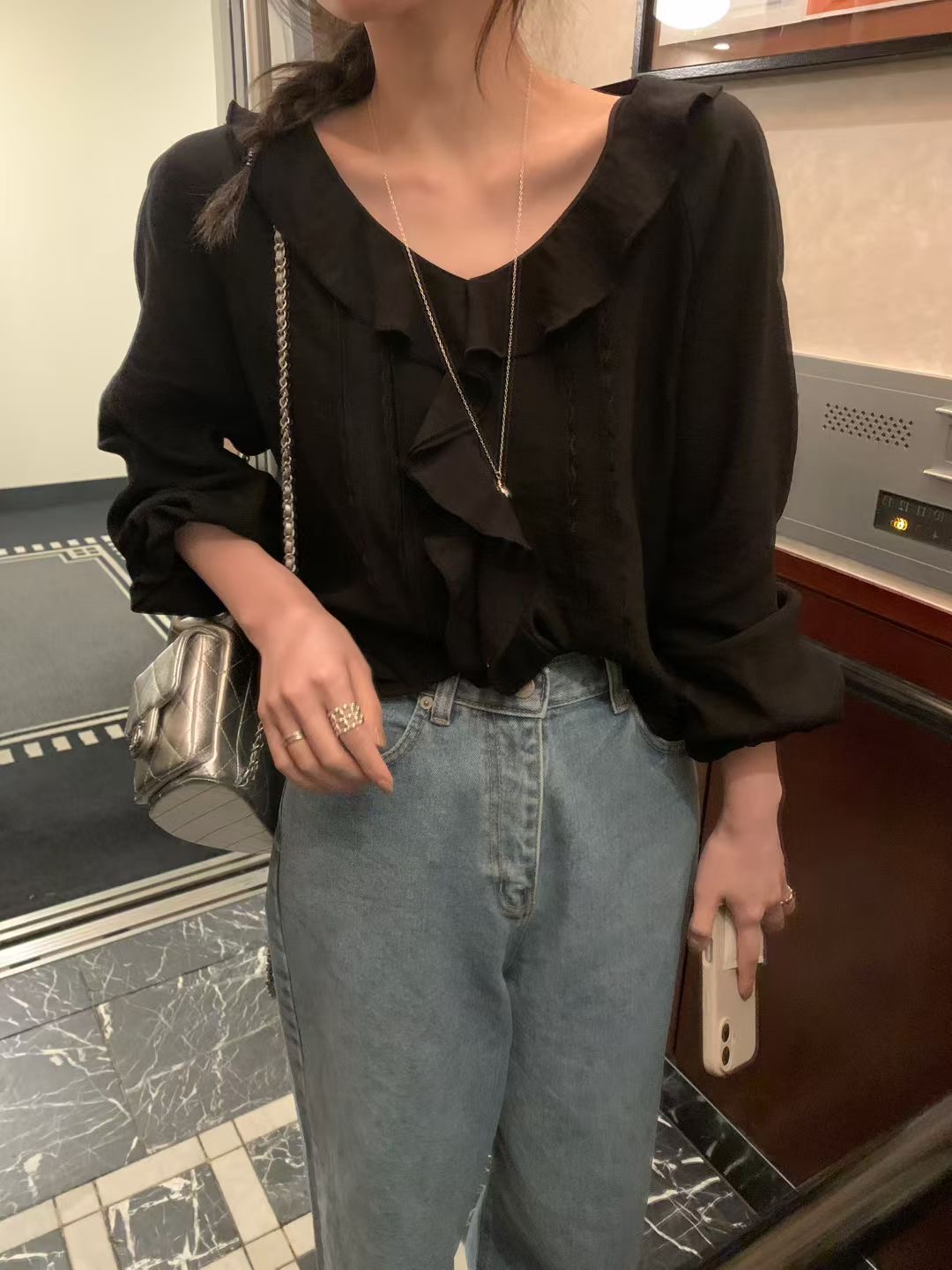 MELLOUNGE-멜라운지-T韓國東大門直郵女裝新款時尚襯衫蕾絲衫MELLOUNGE-2件起襯衫/蕾絲衫圖色2