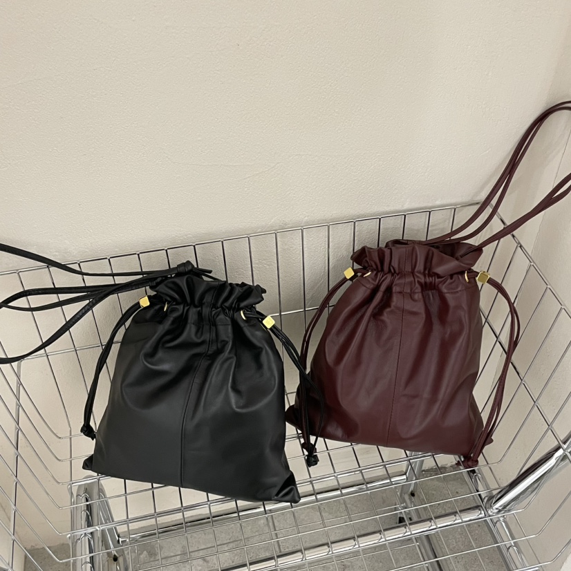 J PLACE韓國東大門代購女裝新款26春夏時尚人氣單肩斜跨包J PLACE單肩/斜跨包