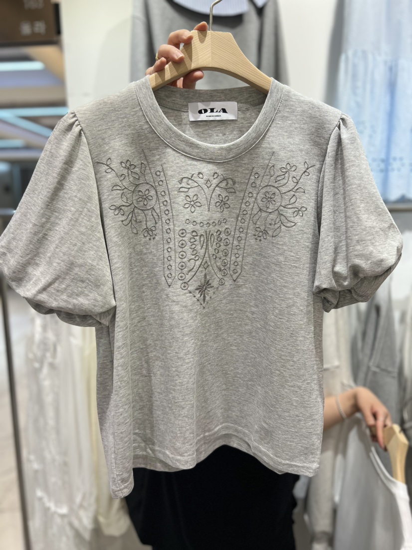 OLA韓國東大門代購女裝新款熱賣時尚休閑人氣職業推薦T恤mellor/OLAT恤圖色2