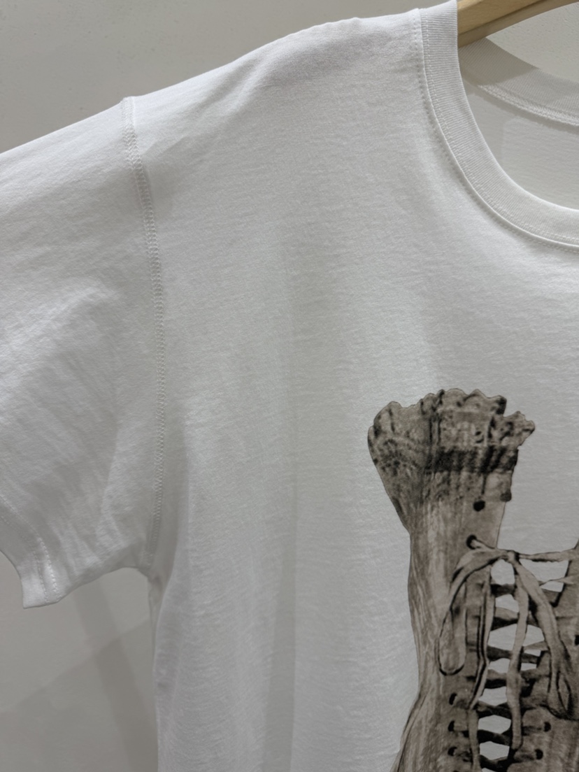 SHIRRING韓國東大門代購女裝新款職業熱賣26春夏人氣時尚T恤SHIRRINGT恤