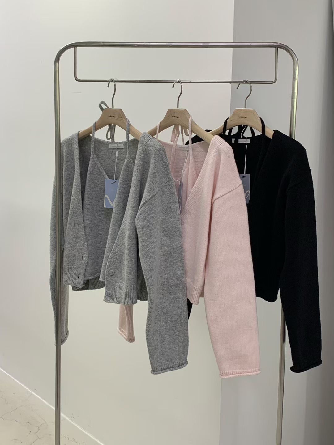 MELLOUNGE-멜라운지-T韓國東大門代購女士新款推薦針織衫不含內搭MELLOUNGE-2件起針織衫圖色3左三色