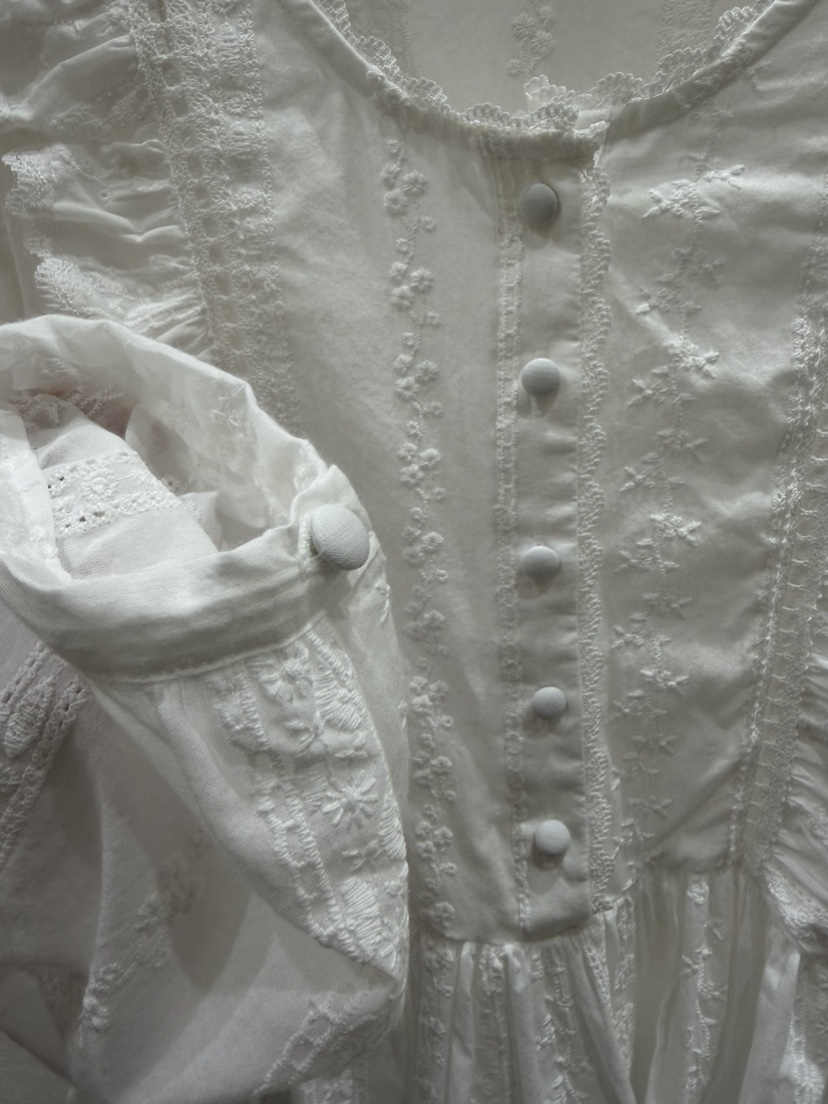 SHIRRING韓國東大門直郵女裝新品休閑職業推薦襯衫蕾絲衫SHIRRING襯衫/蕾絲衫