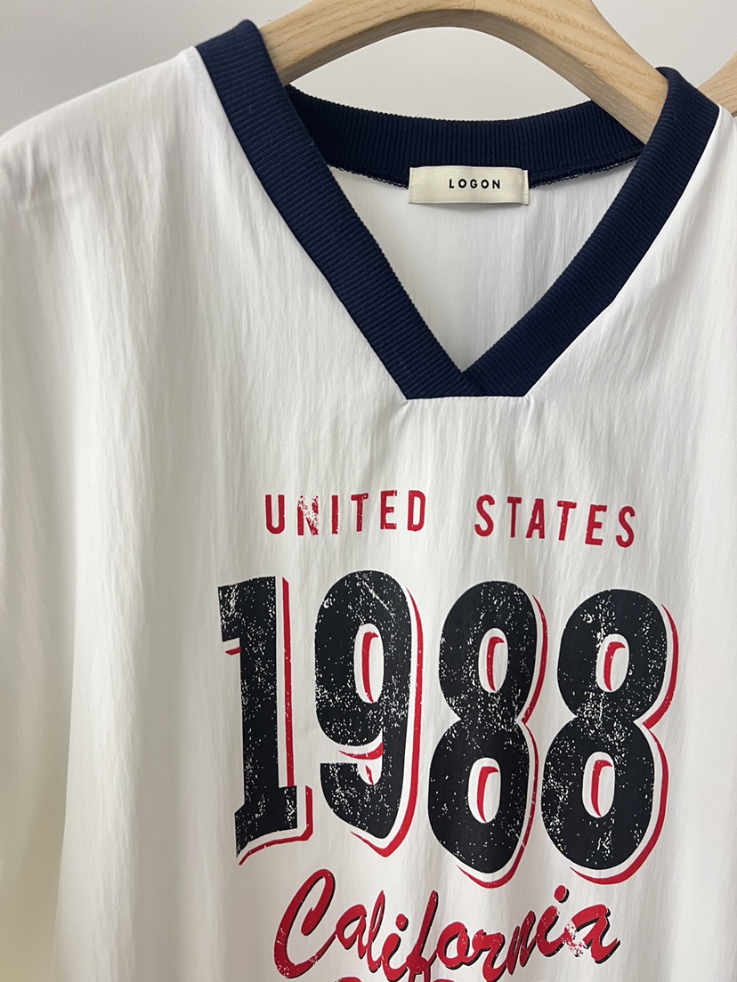 LOGON韓國東大門直郵女士新款休閑推薦時尚人氣26春夏衛衣LOGON衛衣