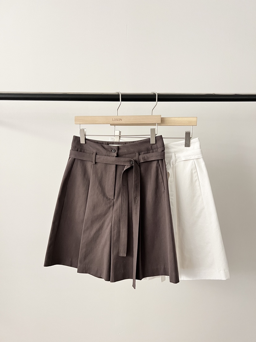 LOGON韓國直郵女士新品推薦職業休閑熱賣人氣短褲含腰帶紐扣LOGON短褲
