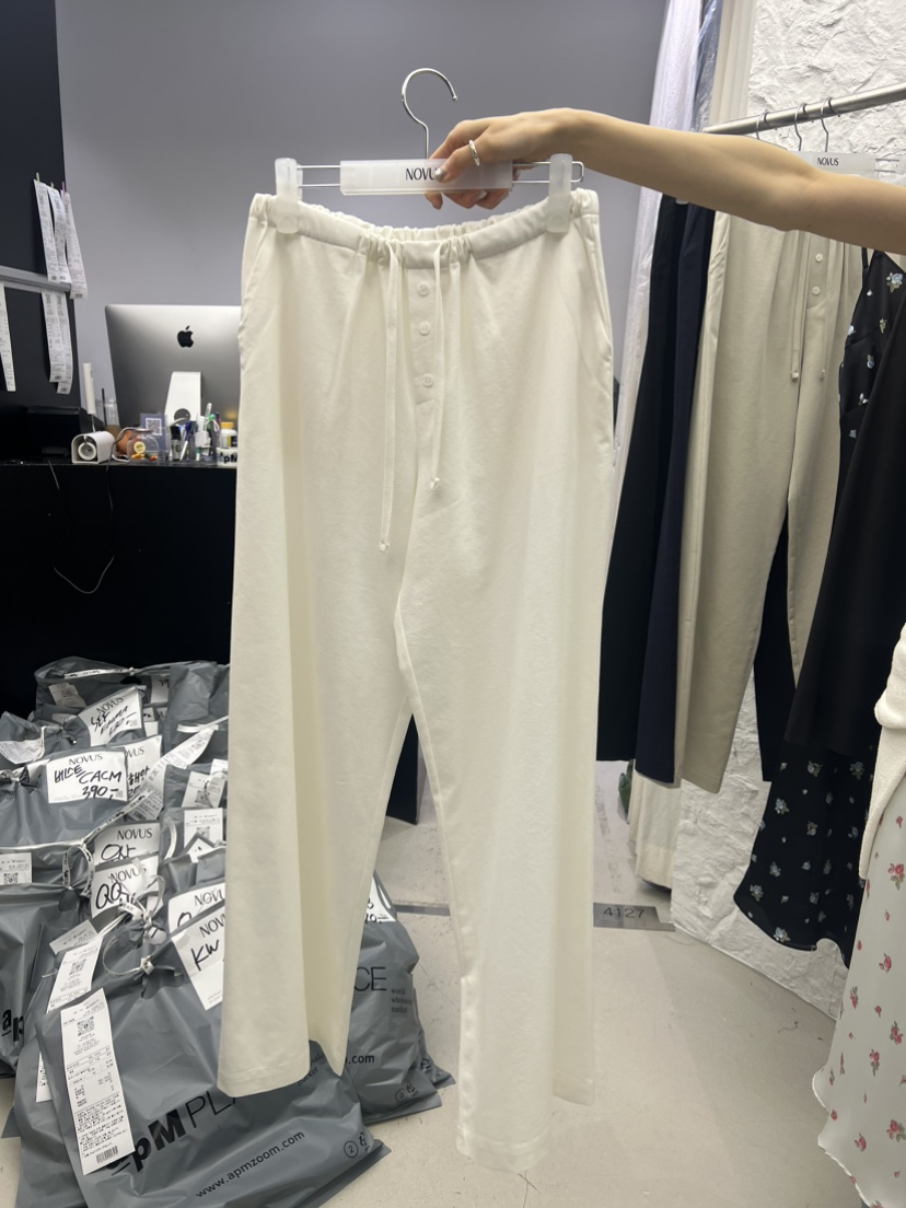 NOVUS韓國直郵女裝新款職業推薦26春夏人氣熱賣休閑褲紐扣NOVUS休閑褲圖色1