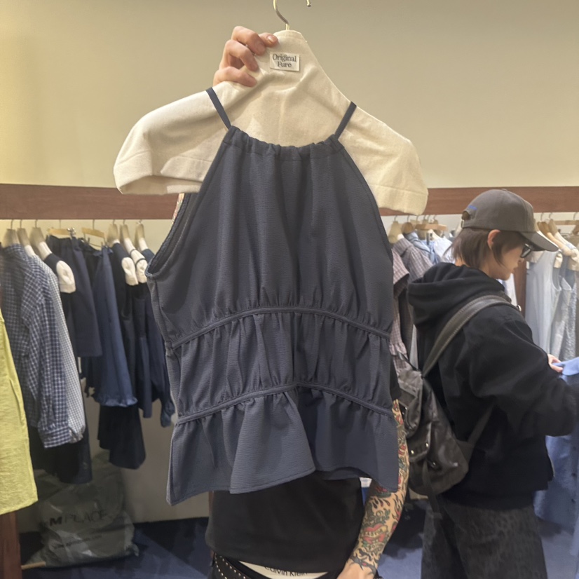 FURE韓國東大門代購女士新款熱賣時尚26春夏吊帶背心褶皺FURE吊帶/背心圖色1