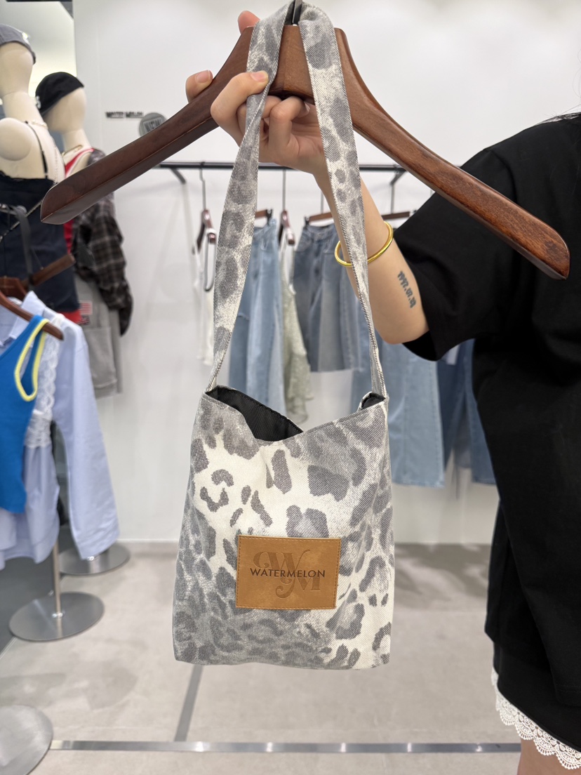 WATERMELON韓國代購女裝新品人氣時尚推薦職業單肩斜跨包WATER MELON單肩/斜跨包圖色2