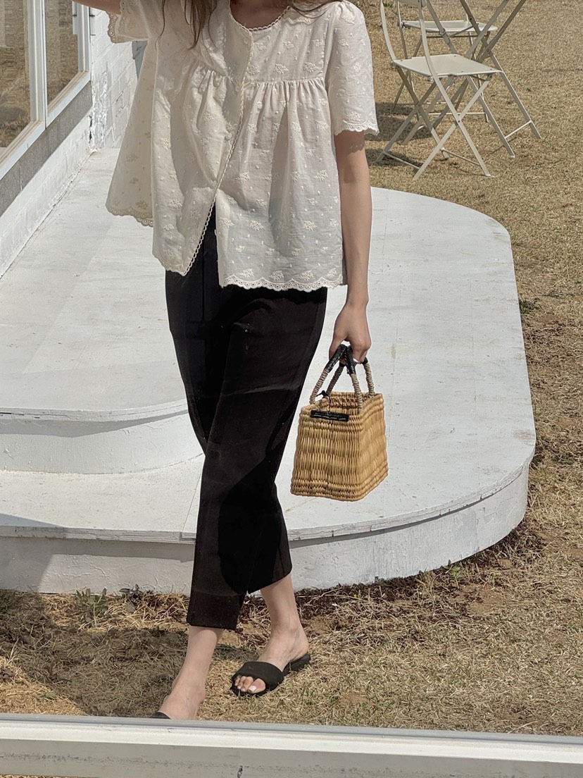 LONG PEAK韓國東大門直郵女士新款休閑人氣襯衫蕾絲衫刺繡LONG PEAK襯衫/蕾絲衫