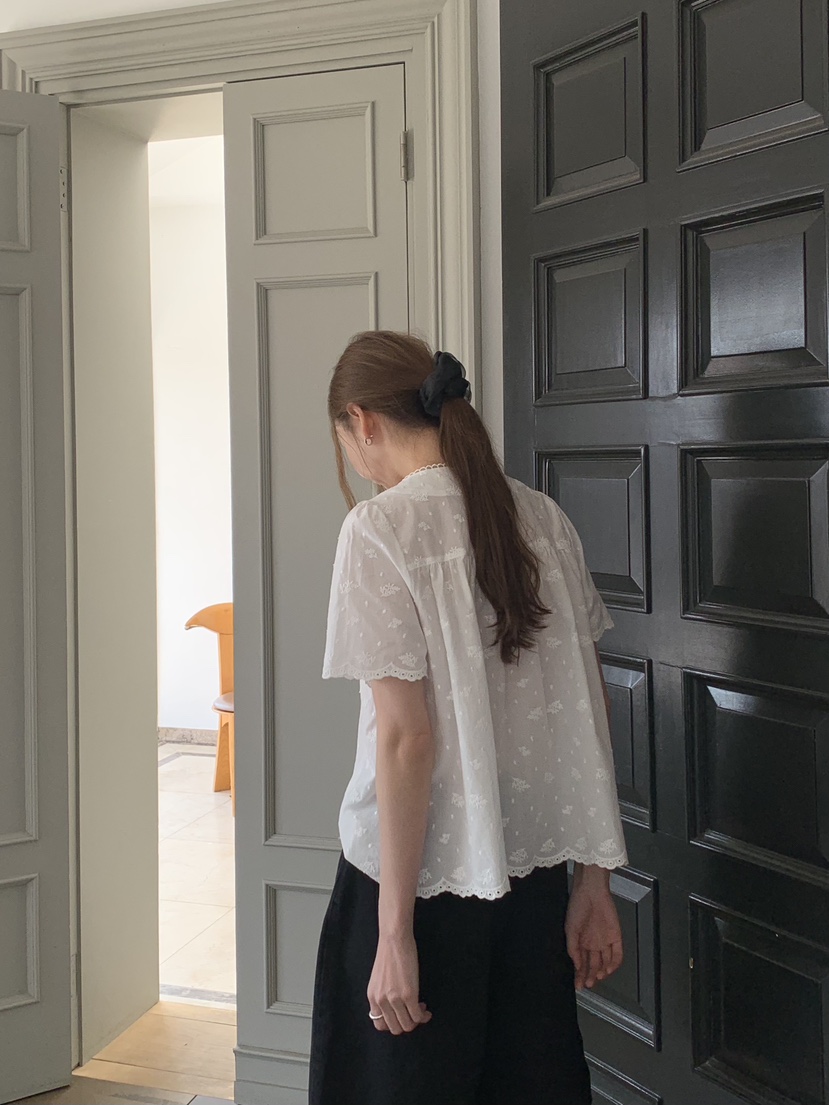 LONG PEAK韓國東大門直郵女士新款休閑人氣襯衫蕾絲衫刺繡LONG PEAK襯衫/蕾絲衫