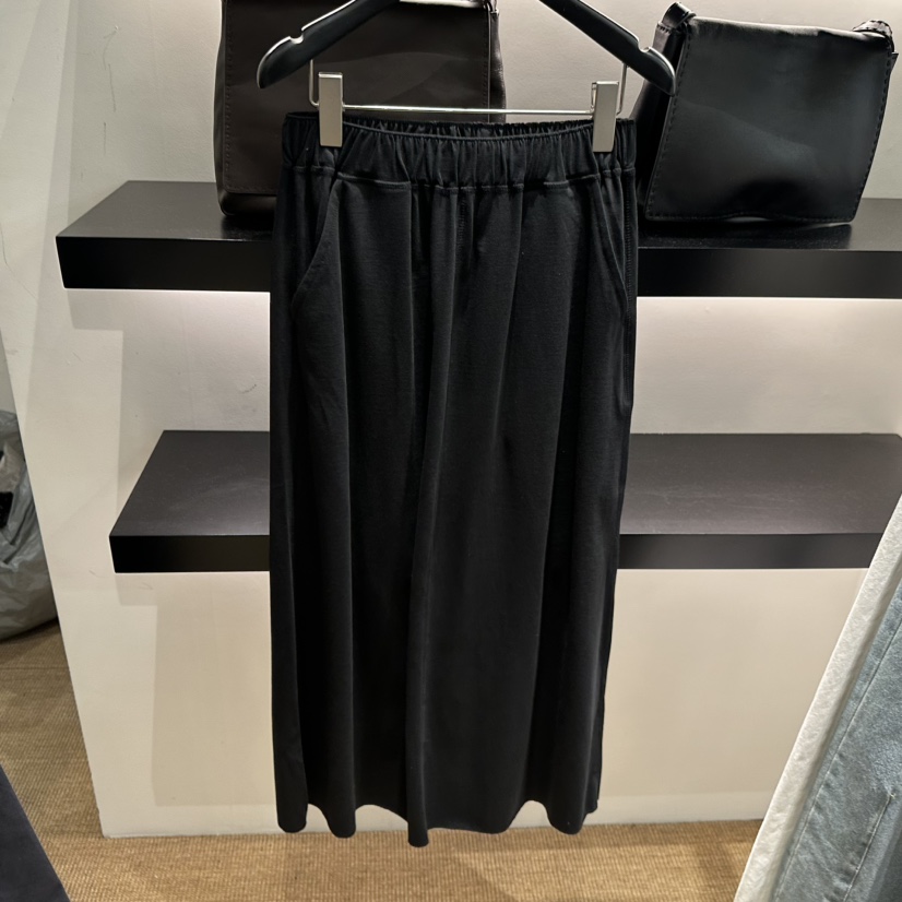 FEBRUARY 11韓國東大門代購女士新款推薦職業人氣熱賣長裙FEBRUARY 11長裙圖色1黑色