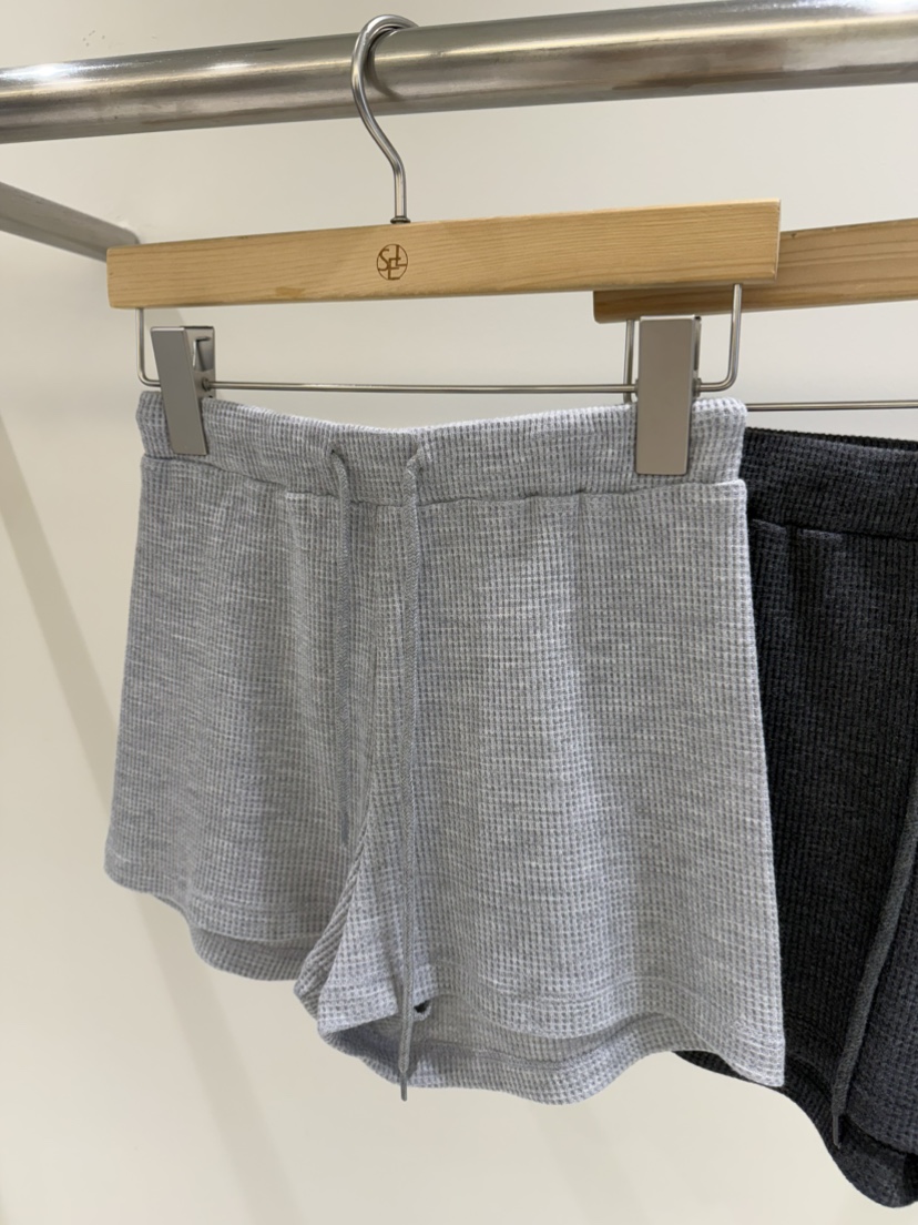 SELECT MARKET韓國東大門代購女裝新品推薦熱賣職業短褲SELECT MARKET短褲