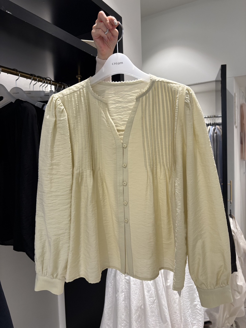 CREAM-P韓國東大門直郵女士新品26春夏人氣襯衫蕾絲衫褶裥CREAM-P襯衫/蕾絲衫圖色2