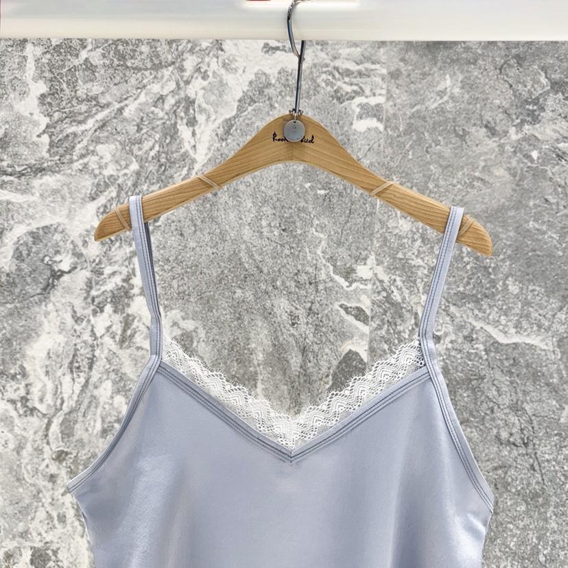 ROOKIE BUD韓國東大門直郵女裝新品推薦吊帶背心蕾絲緞面ROOKIE BUD-L吊帶/背心