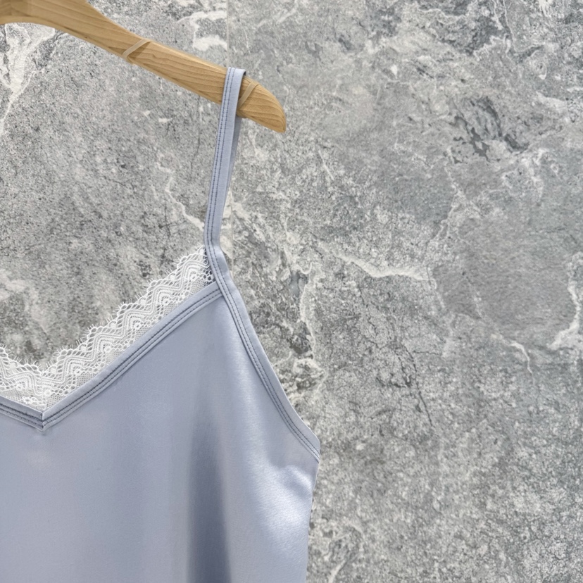 ROOKIE BUD韓國東大門直郵女裝新品推薦吊帶背心蕾絲緞面ROOKIE BUD-L吊帶/背心