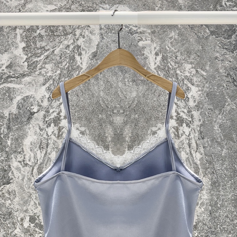 ROOKIE BUD韓國東大門直郵女裝新品推薦吊帶背心蕾絲緞面ROOKIE BUD-L吊帶/背心