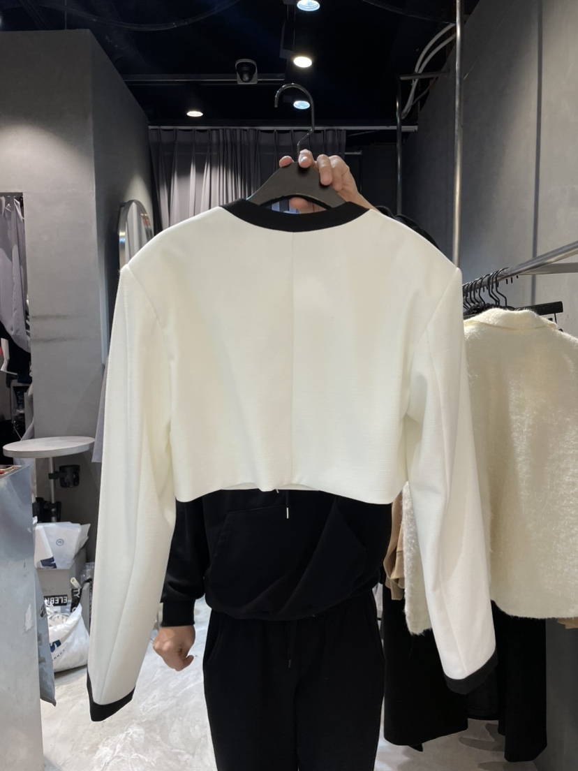 CELEBRITY-A韓國直郵女裝新品休閑人氣推薦時尚夾克打折CELEBRITY-A夾克