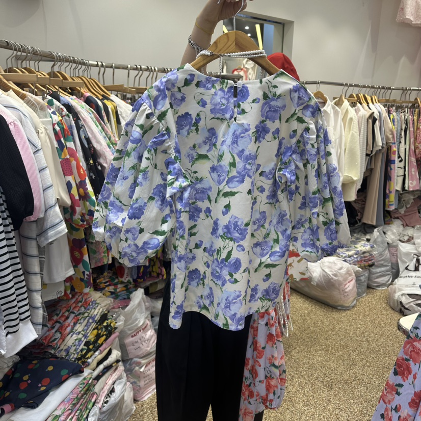 HAPPYBERRY韓國東大門代購女士新品時尚襯衫蕾絲衫不含項鏈花朵HAPPYBERRY襯衫/蕾絲衫