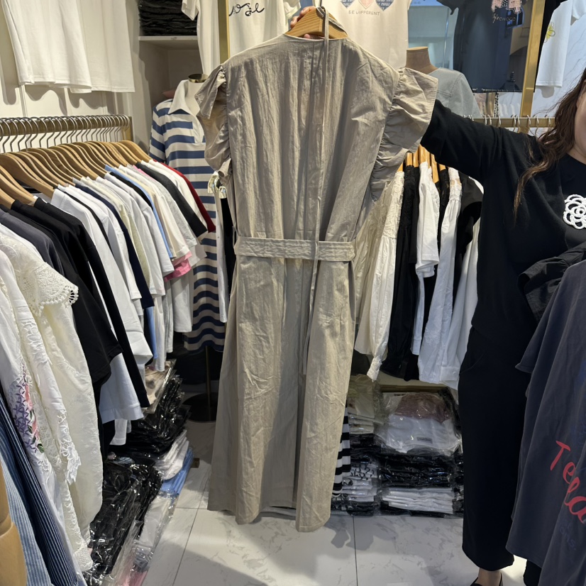 COCO HOLIC韓國東大門代購女裝新款26春夏職業熱賣連衣裙COCO HOLIC連衣裙