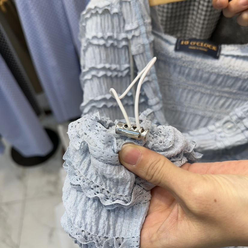 BUTTU/10 OCLOCK韓國代購女士新品人氣夾克荷葉邊連帽衫拉鏈BUTTU/10 OCLOCK夾克