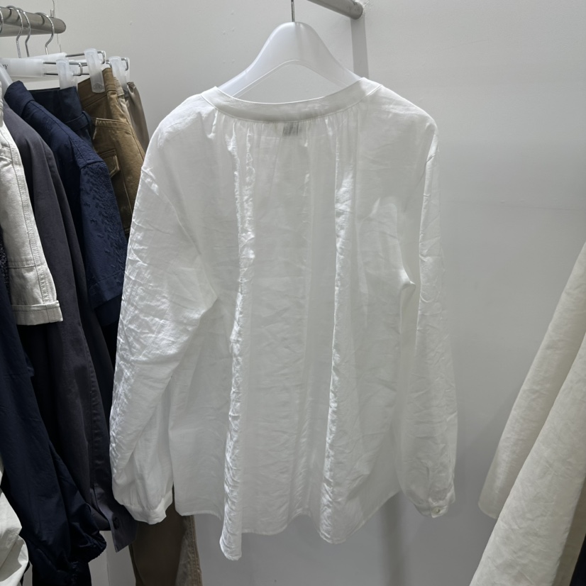 GALLERY-P韓國東大門代購女裝新品熱賣職業時尚襯衫蕾絲衫GALLERY-P襯衫/蕾絲衫