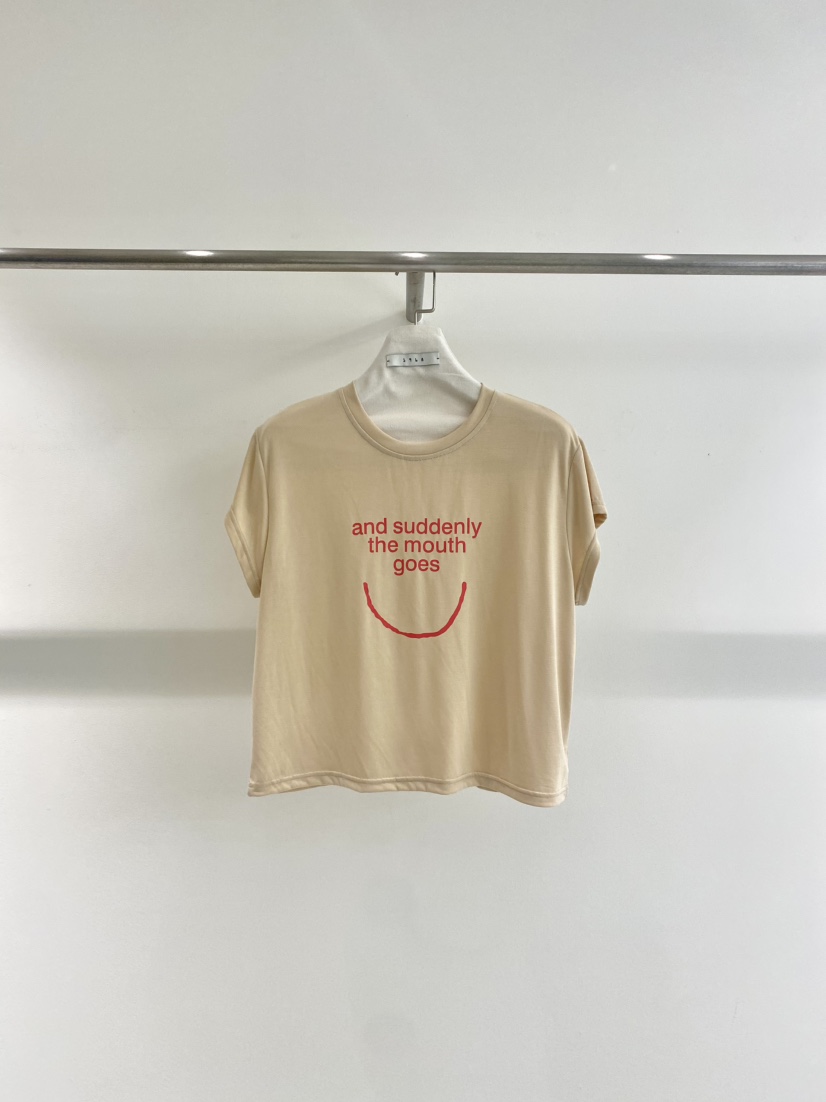 1968韓國直郵實拍女士新款職業熱賣時尚推薦人氣26春夏T恤1968/YEOUYAT恤圖色1