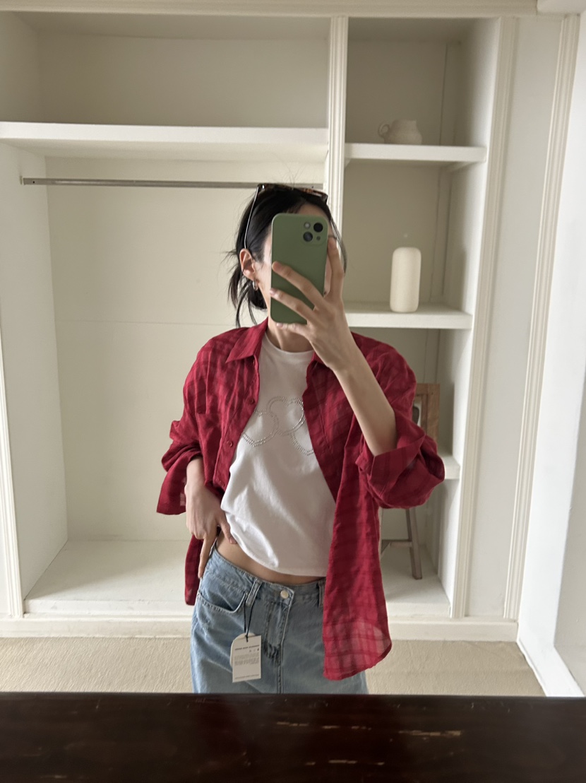 ME MO韓國直郵女裝新款熱賣時尚襯衫蕾絲衫不含內搭格紋ME MO襯衫/蕾絲衫