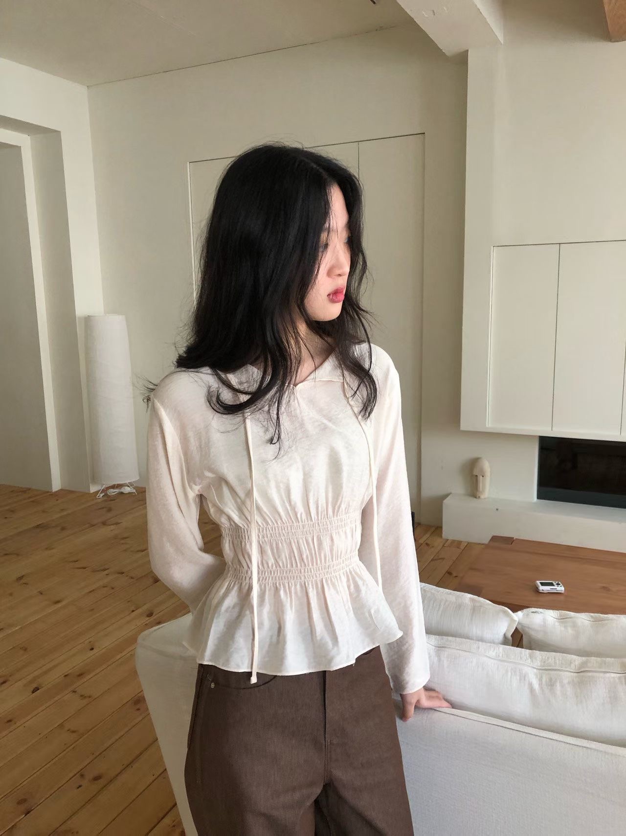 WEATHER韓國直郵女裝新品真品26春夏熱賣人氣襯衫蕾絲衫褶皺GOBSLMURI-ot襯衫/蕾絲衫圖色2