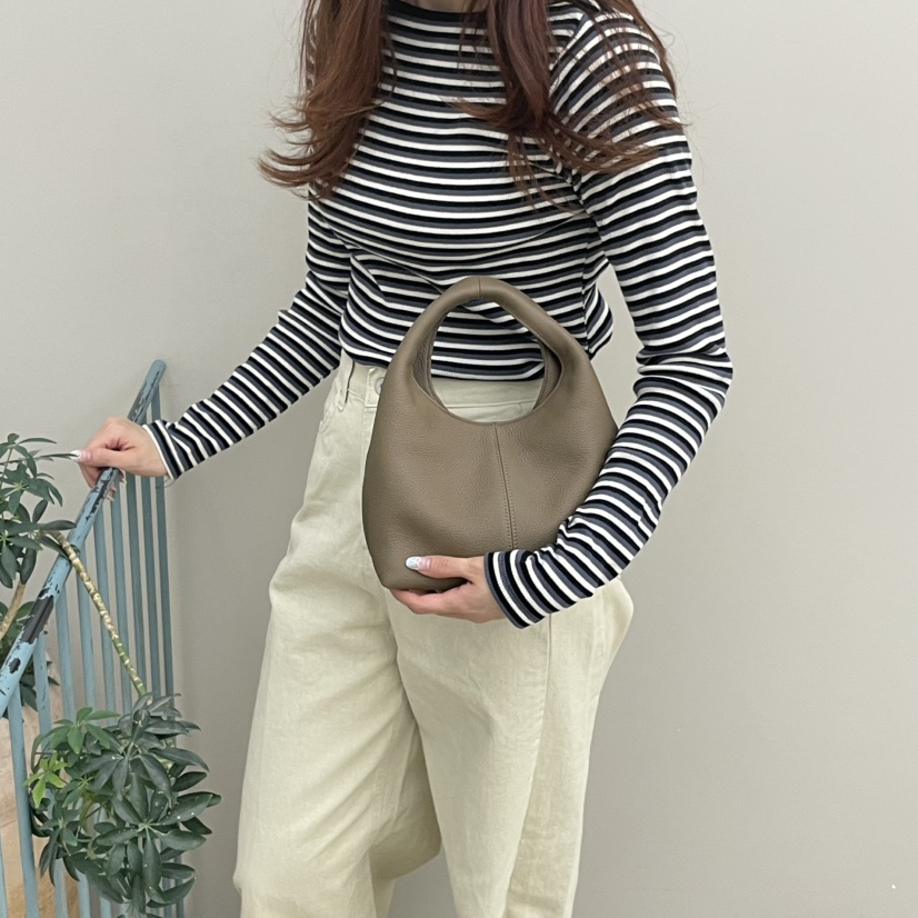 J PLACE東大門直郵女士新品職業26春夏熱賣時尚人氣手提包J PLACE手提包