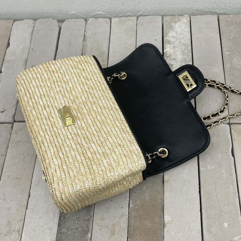 J PLACE東大門實拍女裝新品26春夏人氣職業熱賣單肩斜跨包J PLACE單肩/斜跨包