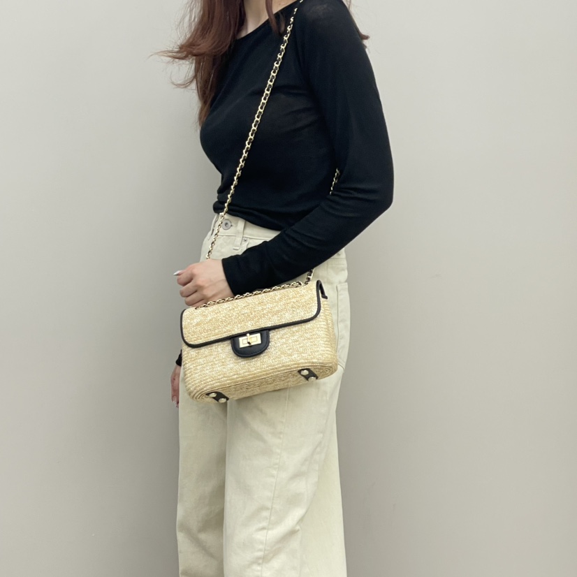 J PLACE東大門實拍女裝新品26春夏人氣職業熱賣單肩斜跨包J PLACE單肩/斜跨包