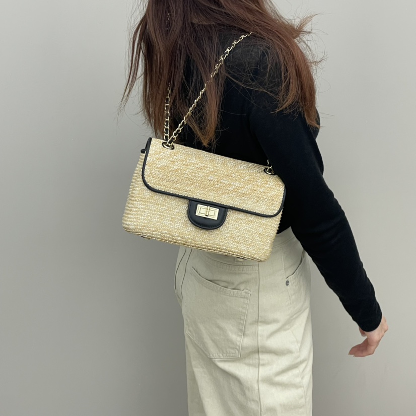 J PLACE東大門實拍女裝新品26春夏人氣職業熱賣單肩斜跨包J PLACE單肩/斜跨包