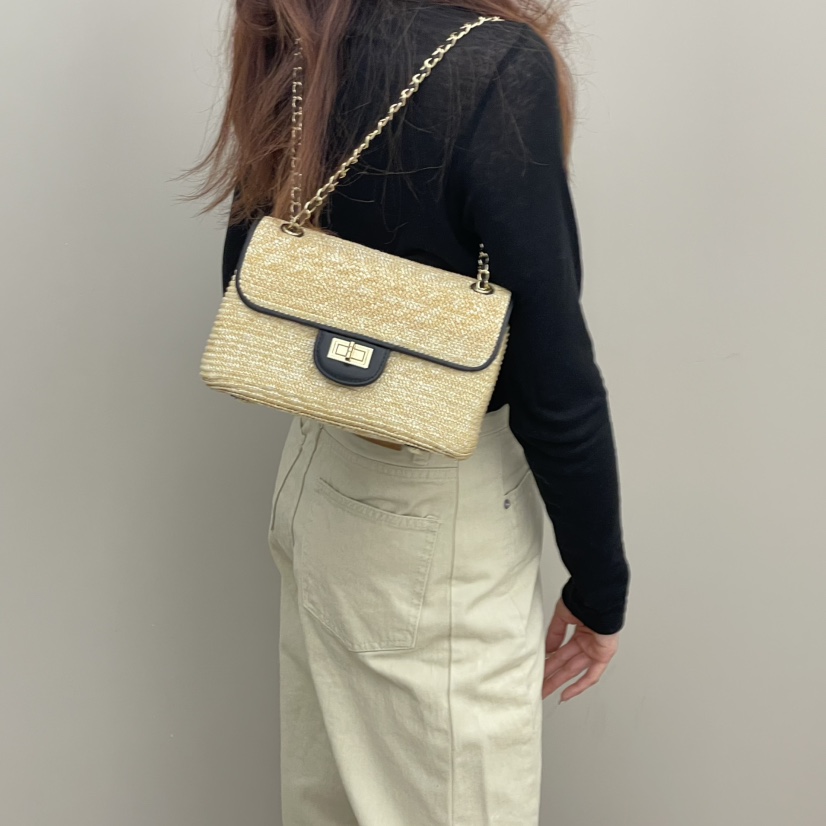 J PLACE東大門實拍女裝新品26春夏人氣職業熱賣單肩斜跨包J PLACE單肩/斜跨包