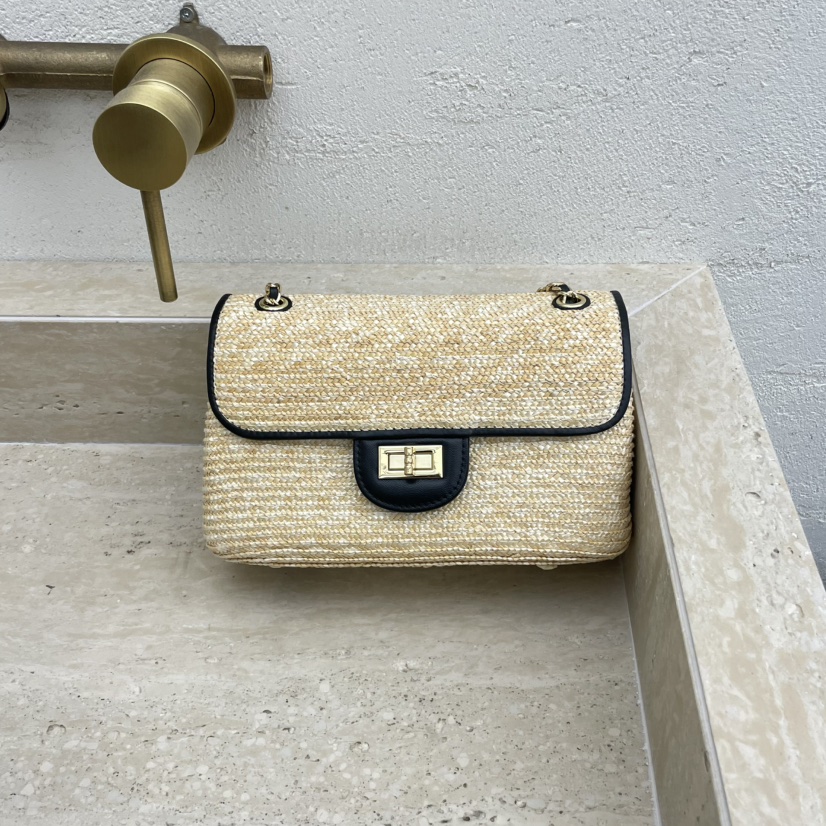 J PLACE東大門實拍女裝新品26春夏人氣職業熱賣單肩斜跨包J PLACE單肩/斜跨包