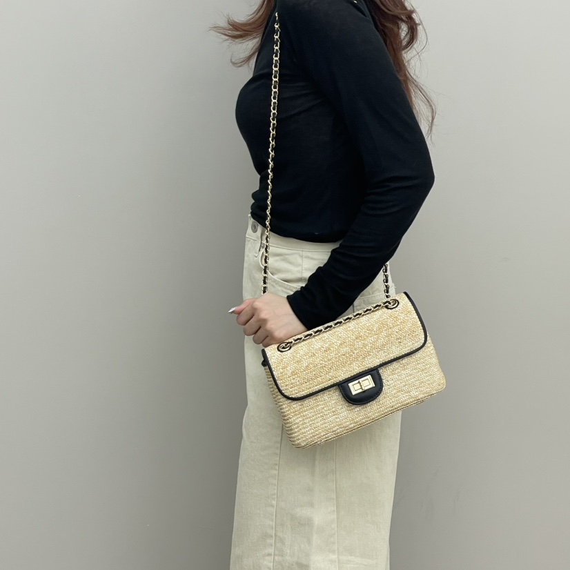 J PLACE東大門實拍女裝新品26春夏人氣職業熱賣單肩斜跨包J PLACE單肩/斜跨包