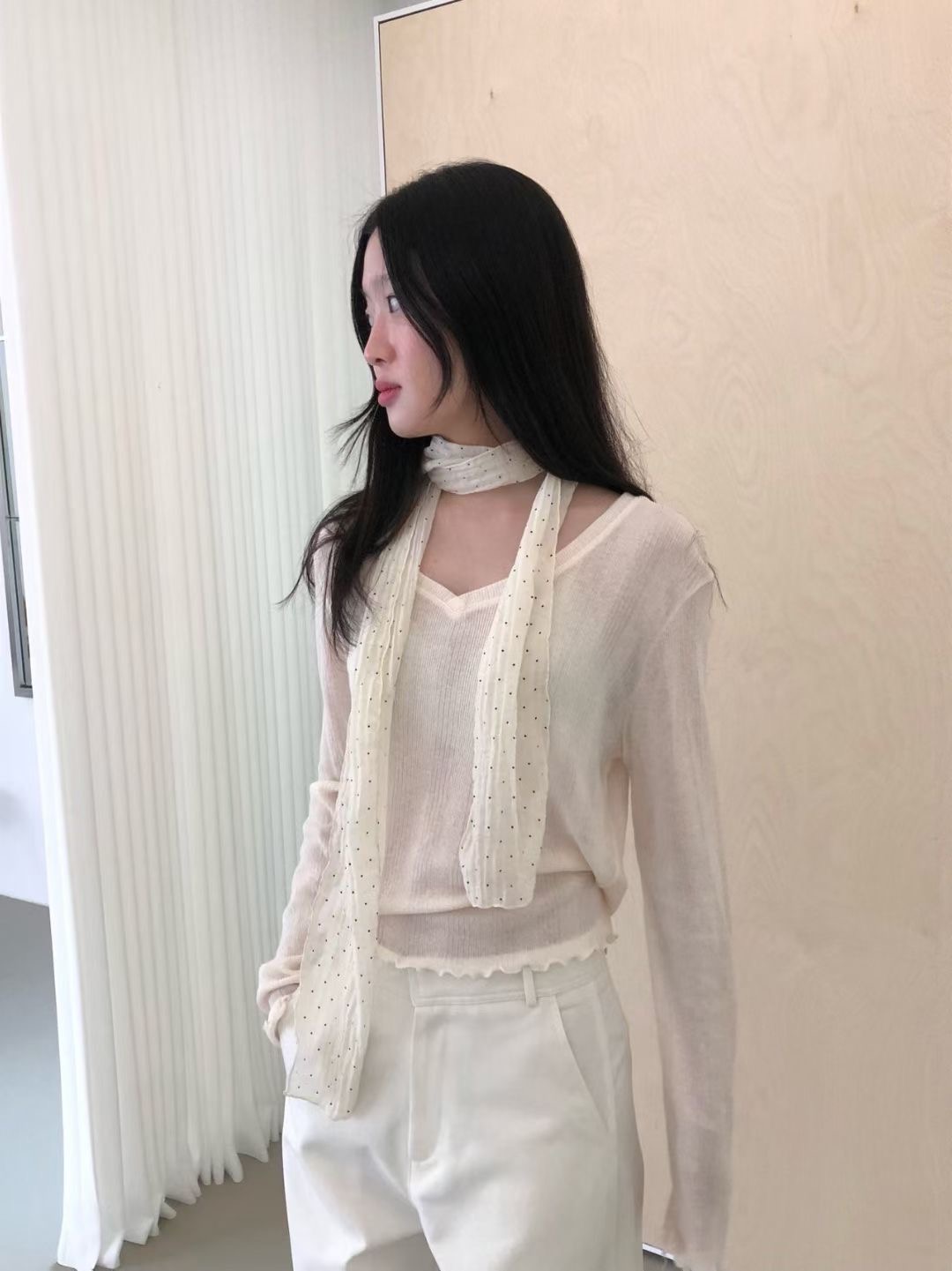 WEATHER東大門實拍女裝新款真品時尚人氣長袖T恤V領透明羅紋GOBSLMURI-ot長袖T恤