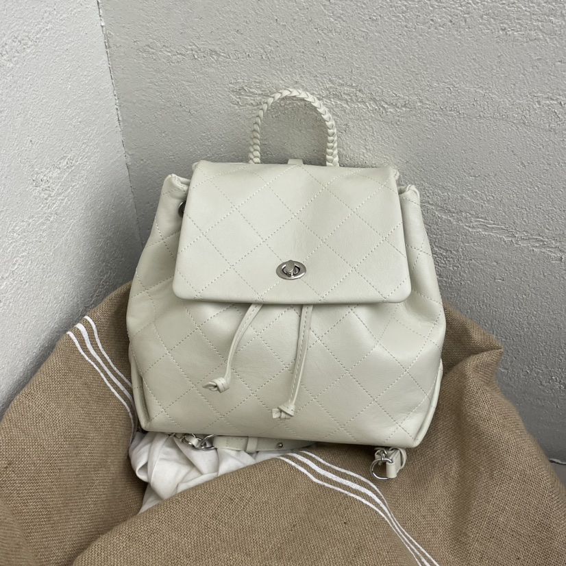 J PLACE東大門直郵女士新品熱賣推薦人氣真品時尚雙肩背包J PLACE雙肩背包圖色1