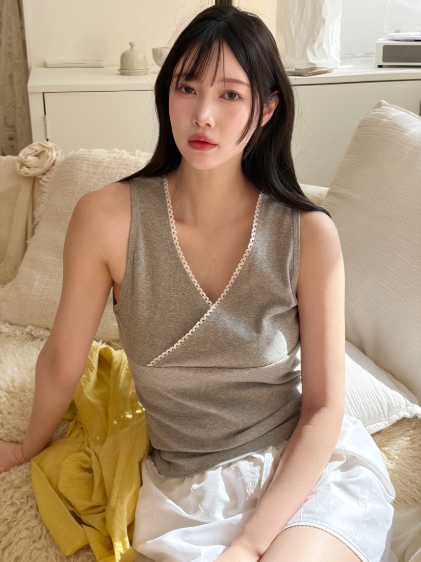 N BROWN東大門直郵女裝新款真品時尚推薦吊帶背心V領蕾絲N BROWN吊帶/背心