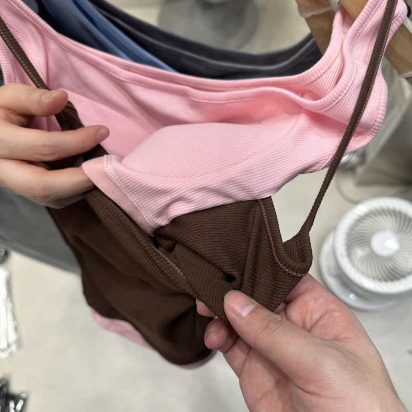 HOT PLACE/DREAM GIRIS/HOT ISSUE韓國直郵女士新品人氣吊帶背心假兩件HOT PLACE/DREAM GIRIS/HOT ISSUE吊帶/背心