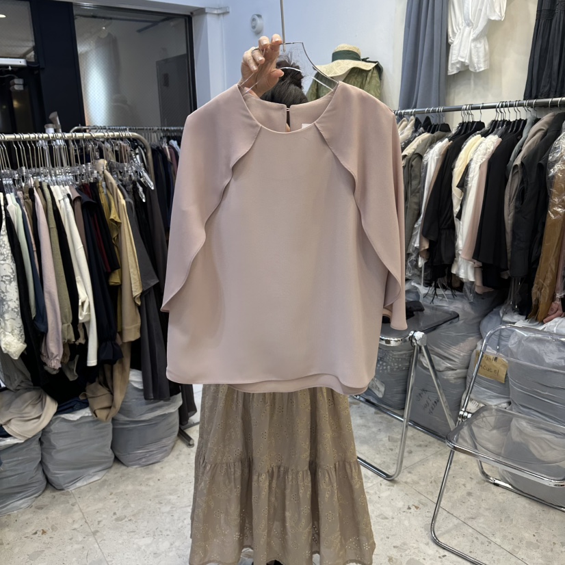 MARIGOLD韓國代購女士新款推薦時尚熱賣職業襯衫蕾絲衫披肩MARIGOLD襯衫/蕾絲衫圖色2